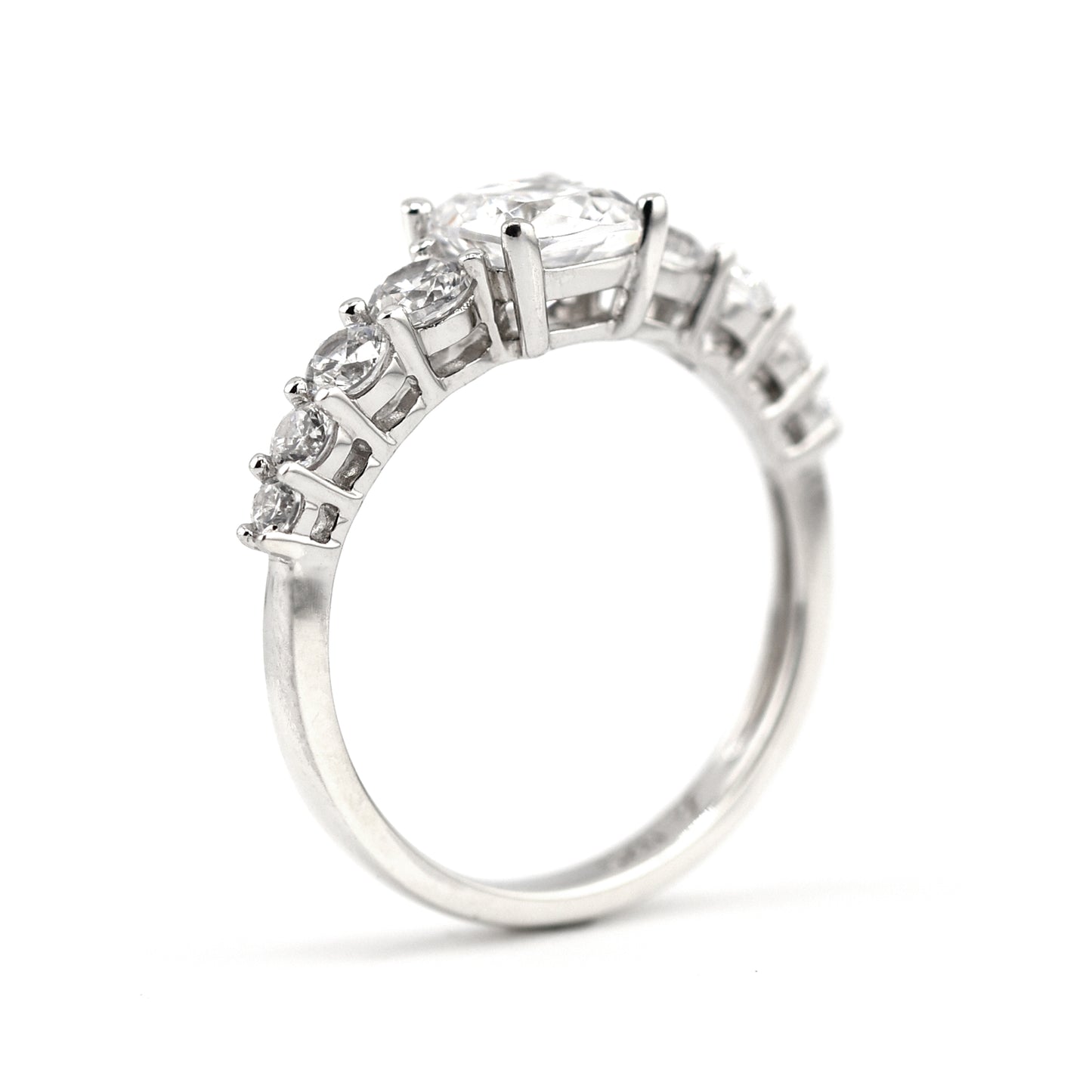 Damen Ring 925/ Silber rhodiniert mit 9 Zirkonia